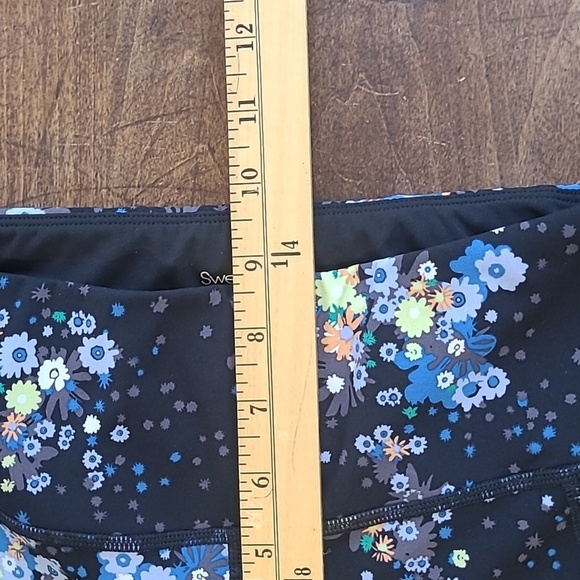 EUC Sweaty Betty Leggings Women's sz S Power Floral 7/8 Length Active Bottoms - Picture 9 of 10